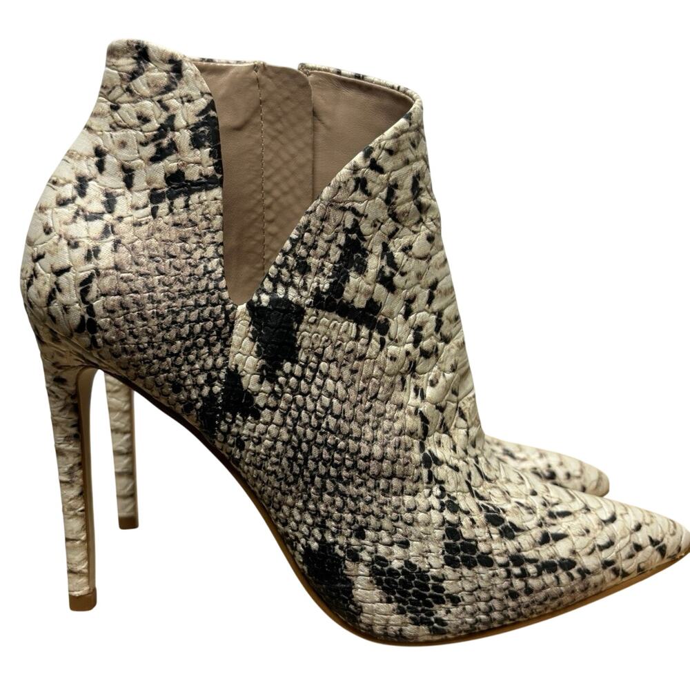 Steve Madden Tan Black Snakeskin Stiletto Bootie 7.5 Side Cut Out Pointed Toe